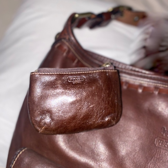 Vintage 2007 Bleecker Elisa Walnut Whipstitch Script Very Rare Coin Fob +Pouch - Picture 5 of 13